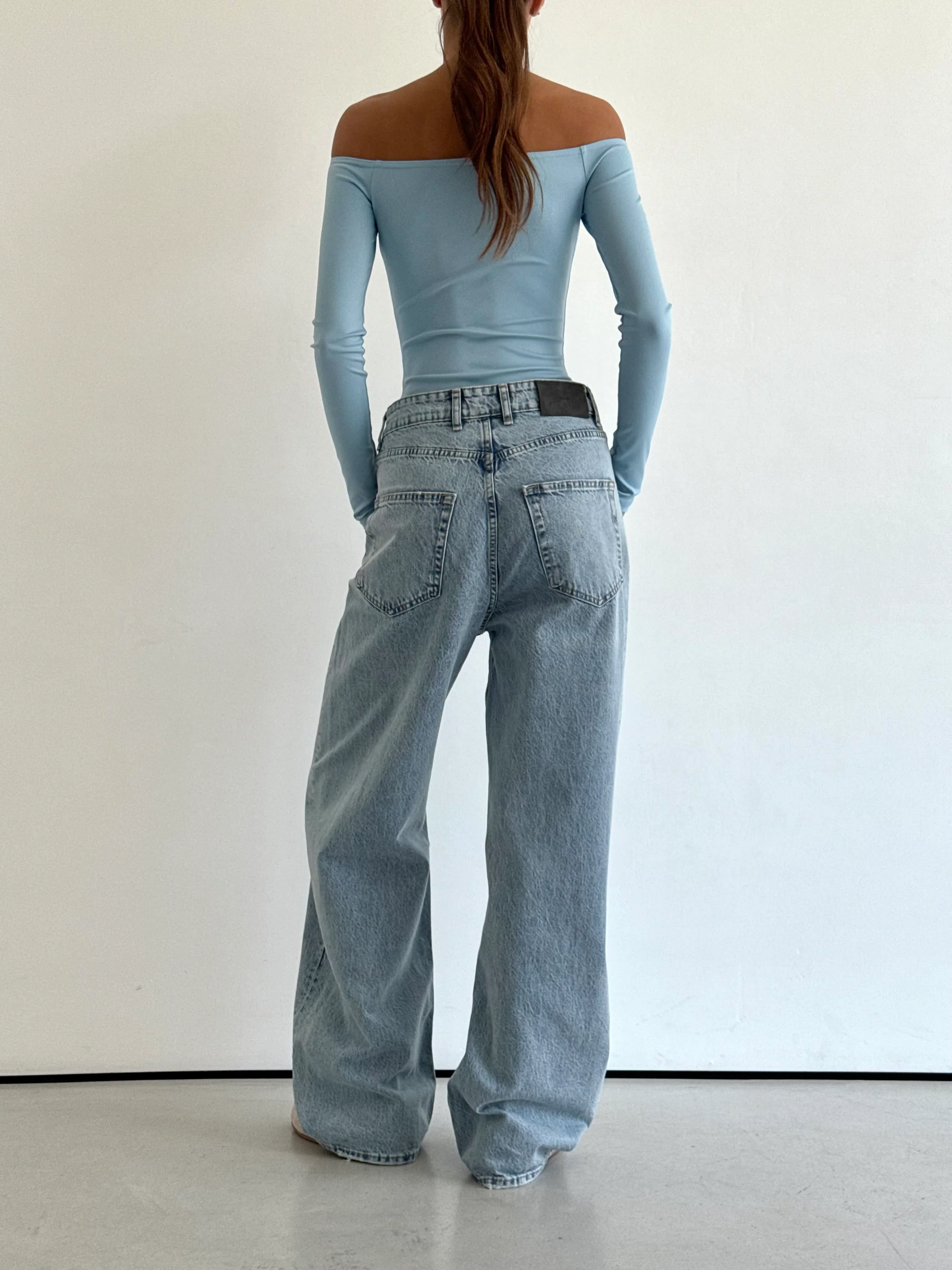 Aiza wide jeans - Image 3