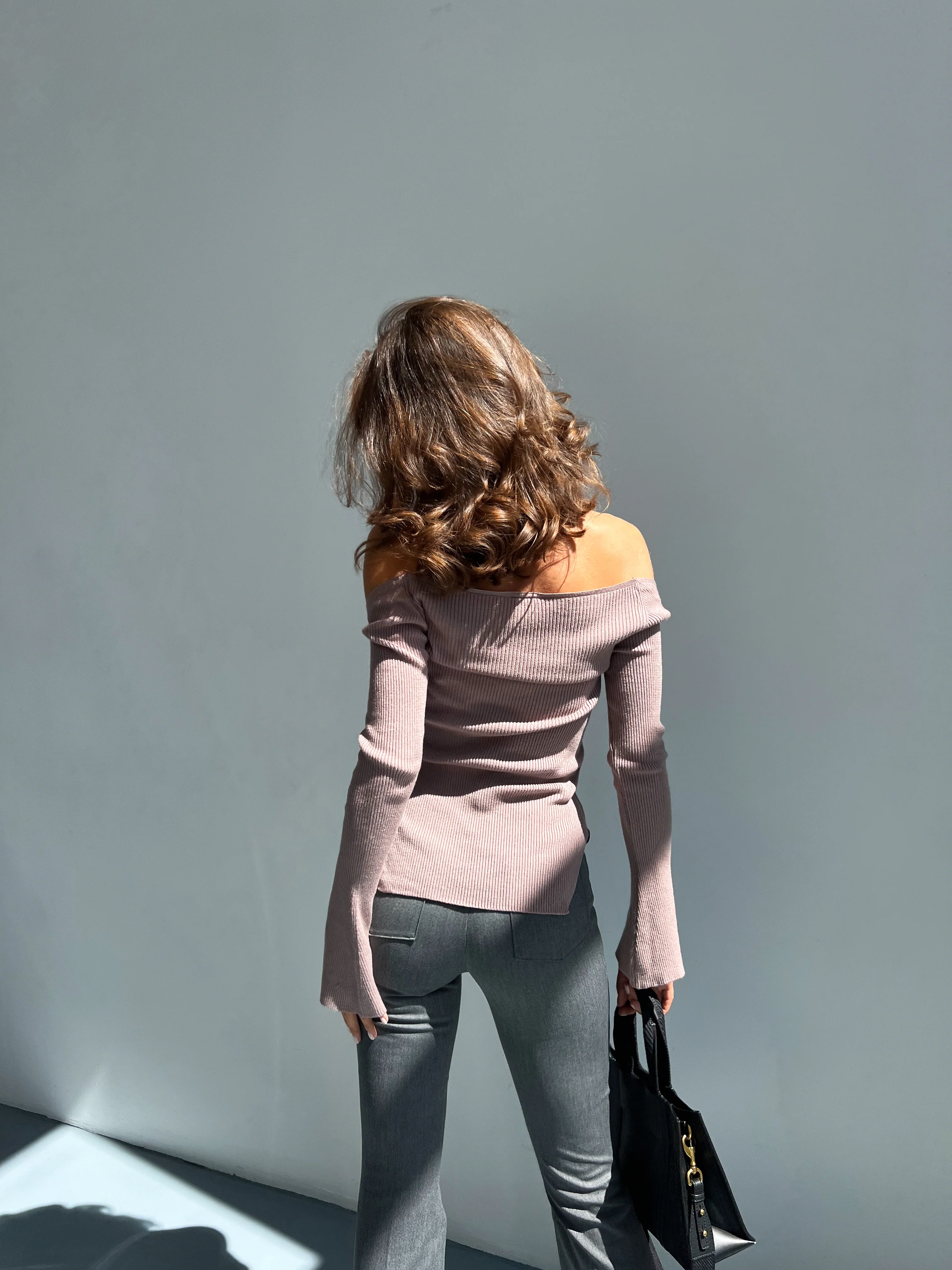 Asymmetric sweater - Image 14