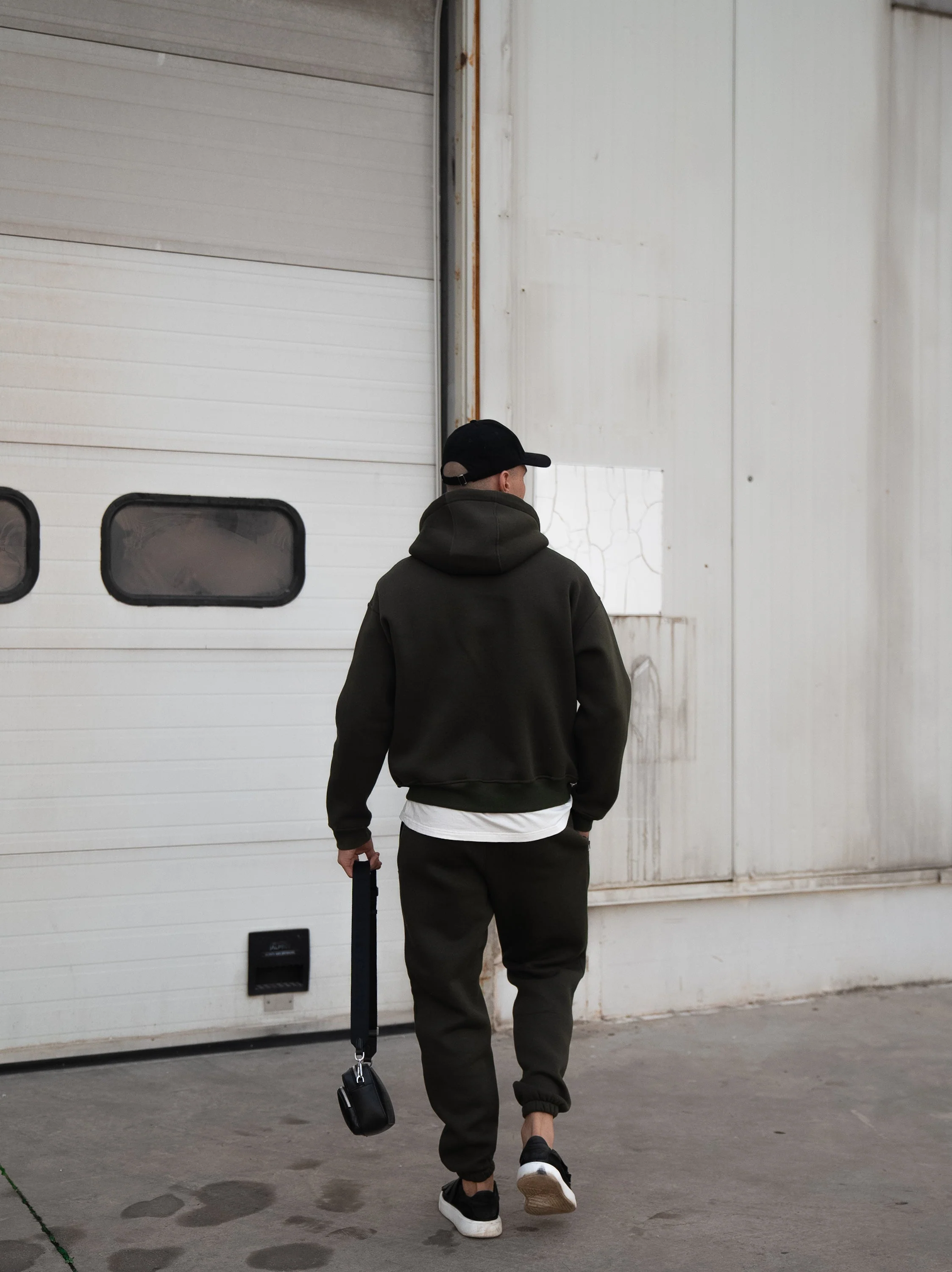 Basic fleece tracksuit - Image 12