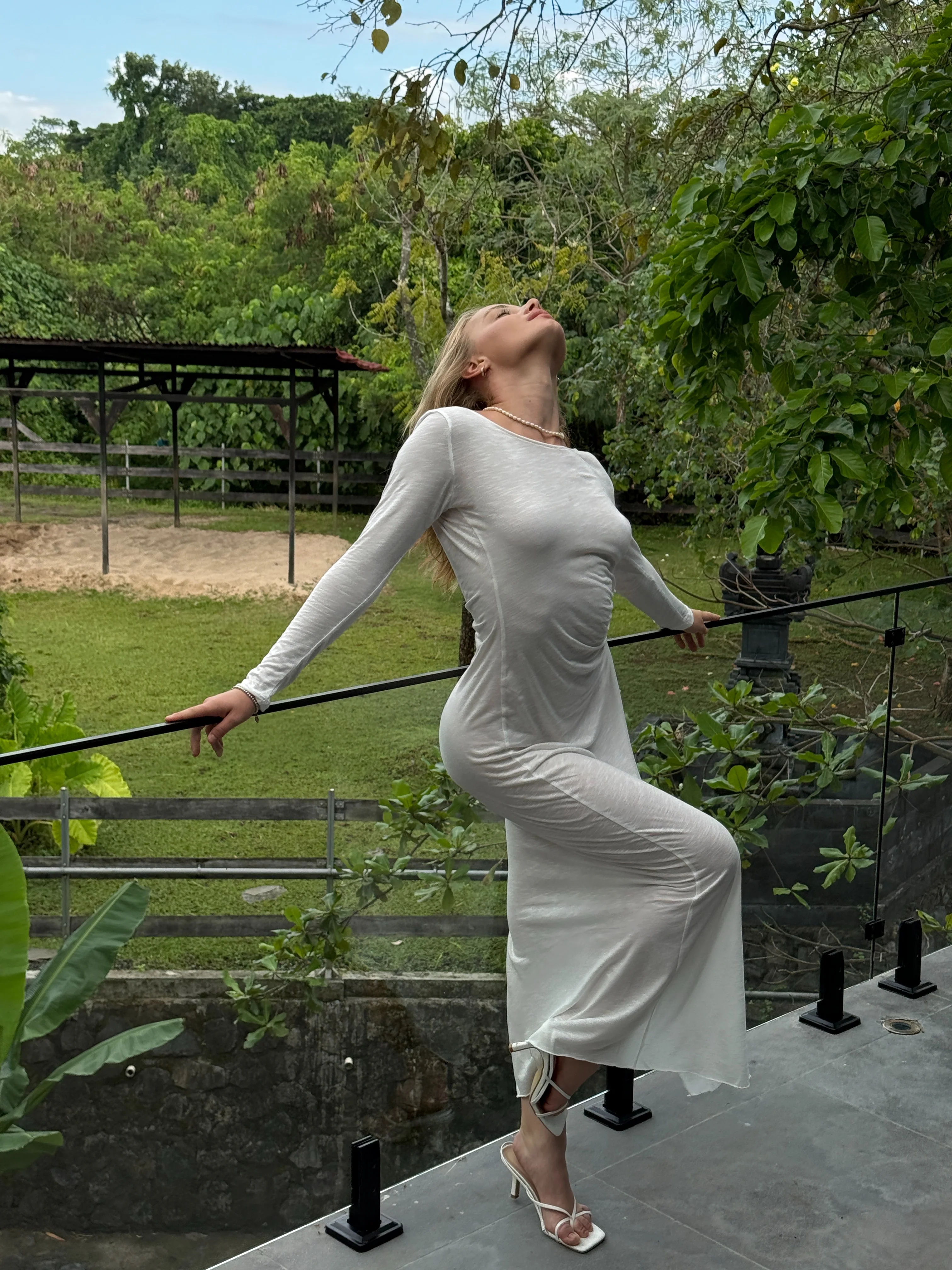 Dress with Cutout Jacqueline - Image 8