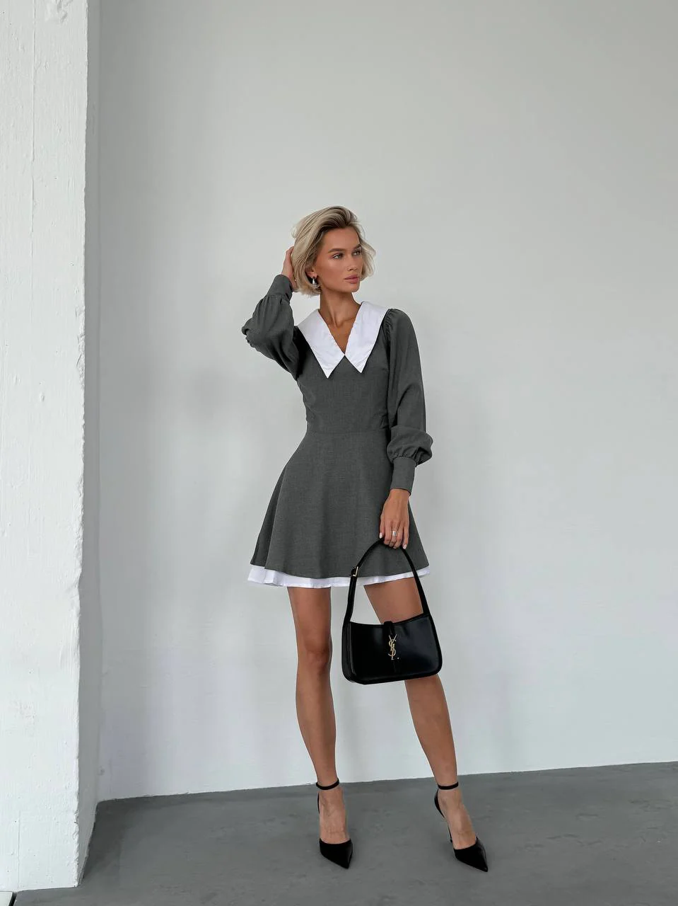Dress with White Collar - Image 9