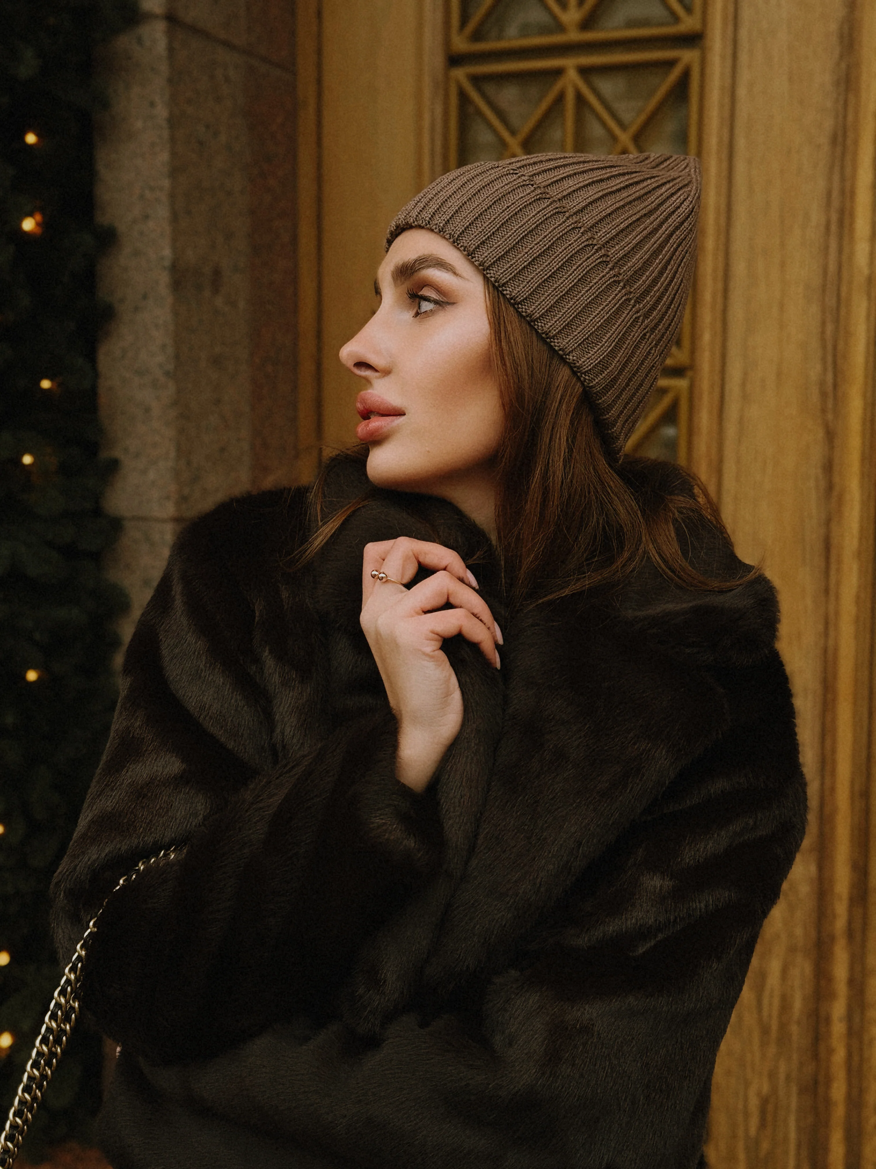 Knitted beanie - Image 6