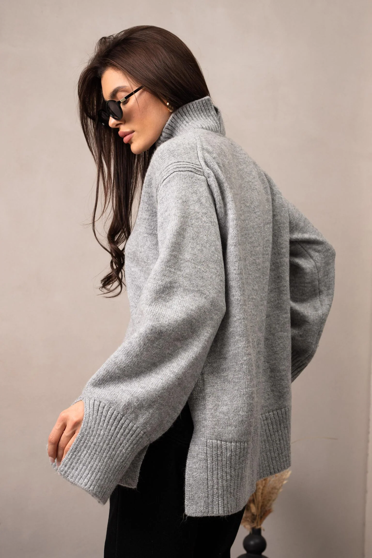 Kylie knitted sweater - Image 11