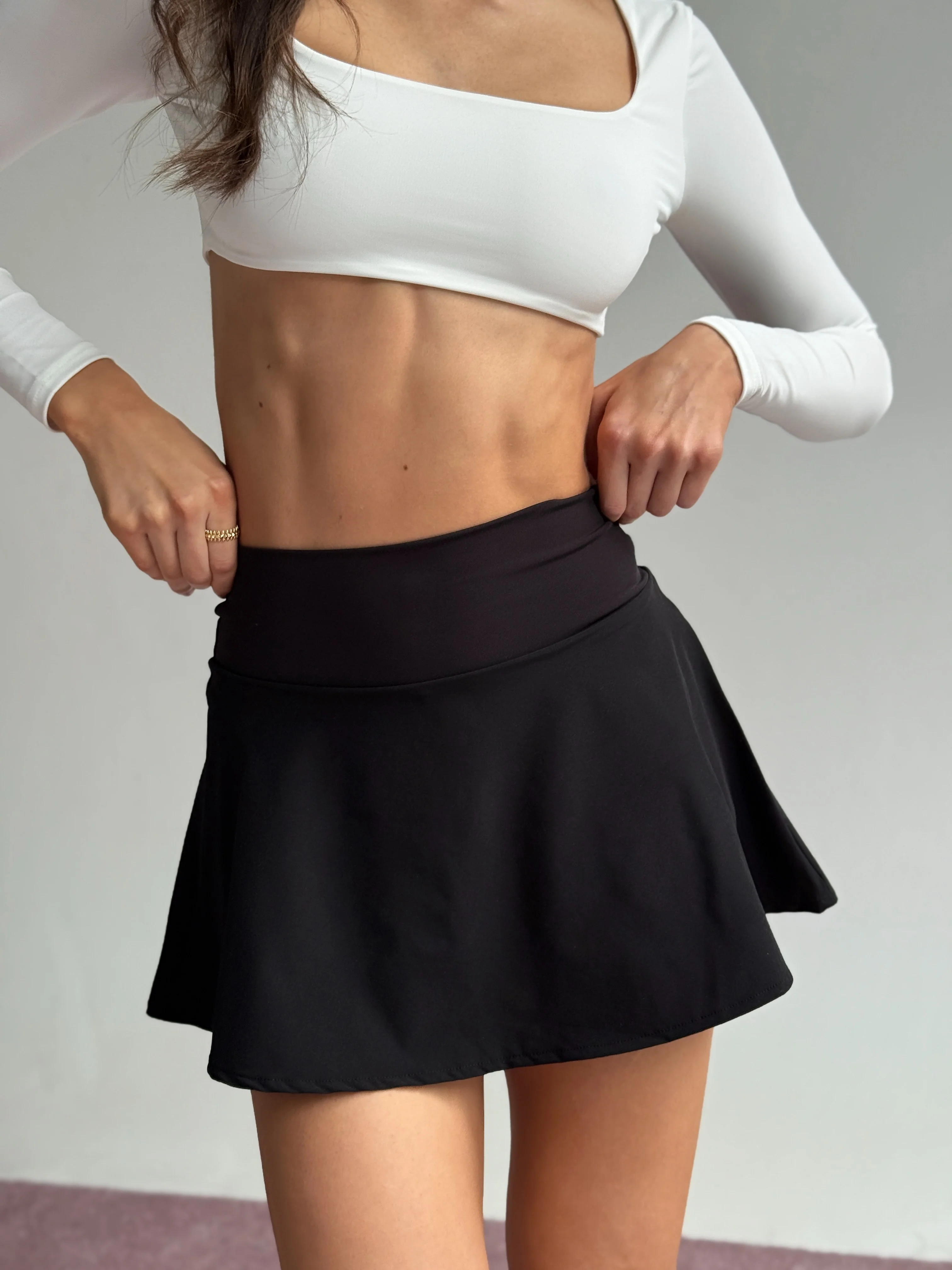 Linda Skort - Image 10