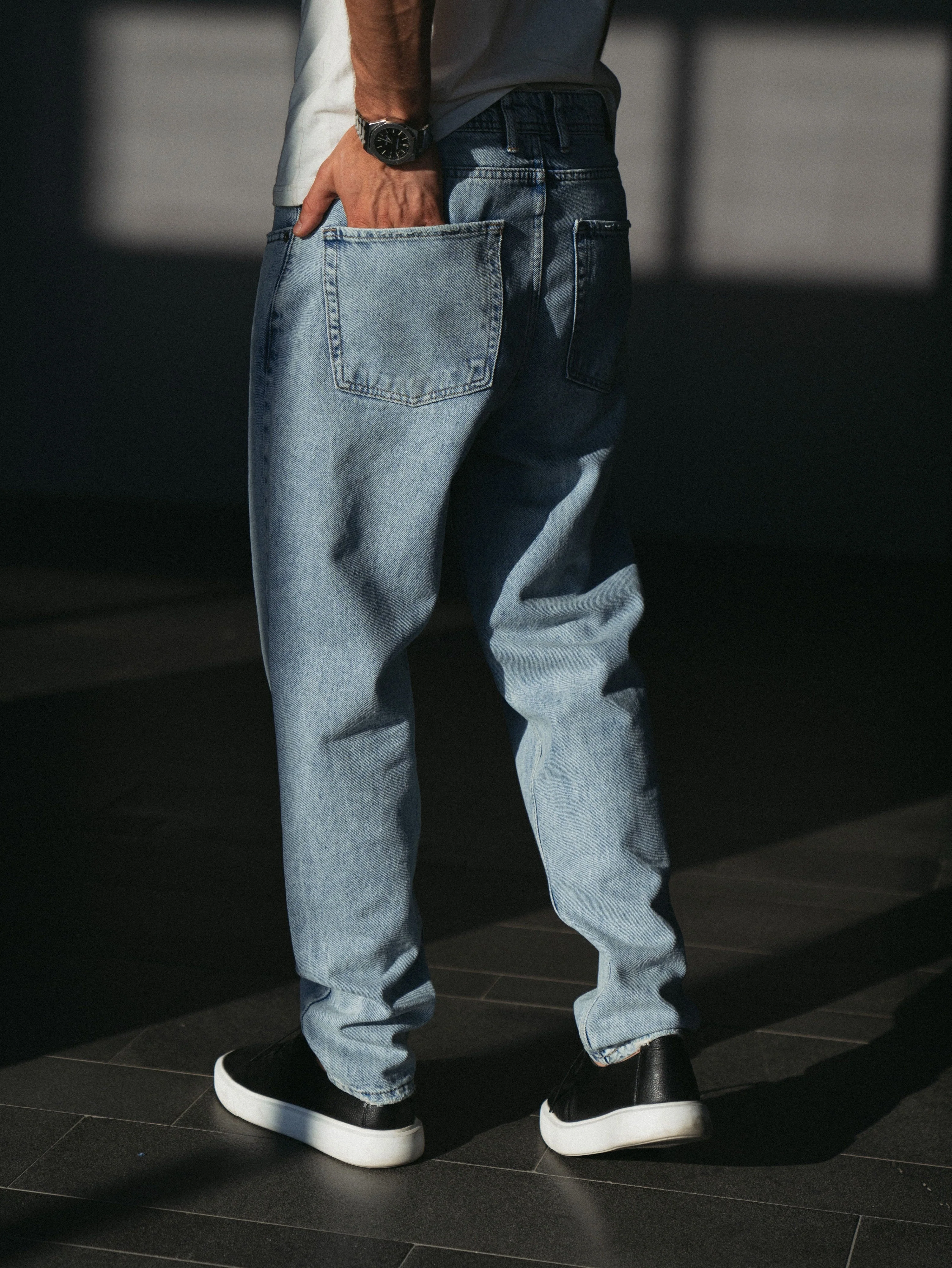 Mom Jeans - Image 2