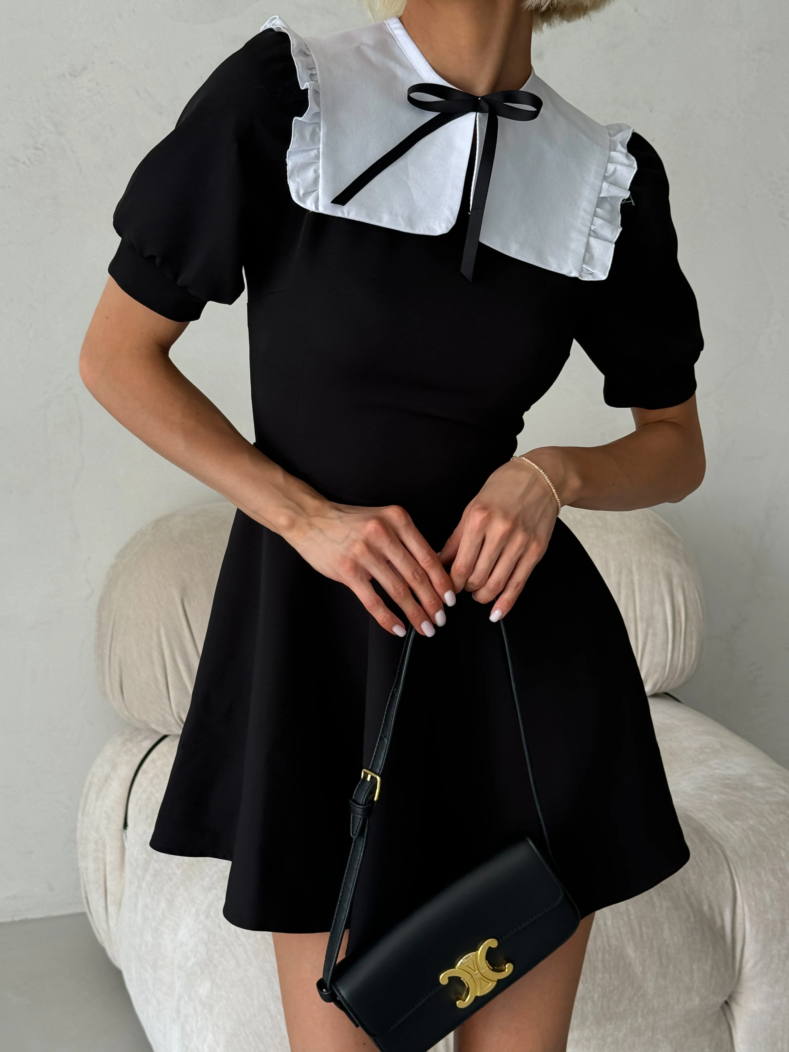 Neonila Dress with Detachable Collar