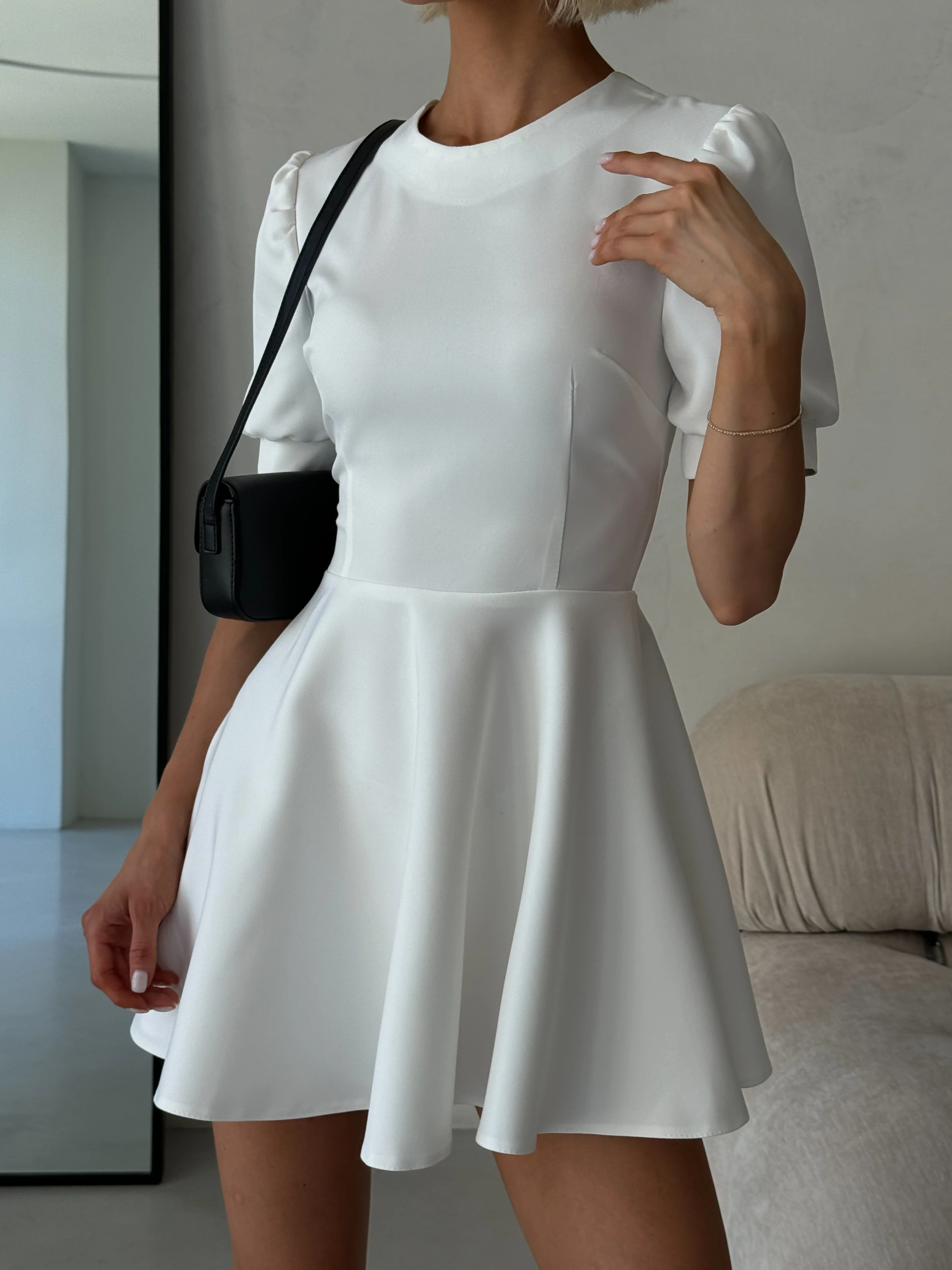 Neonila Dress with Detachable Collar - Image 14
