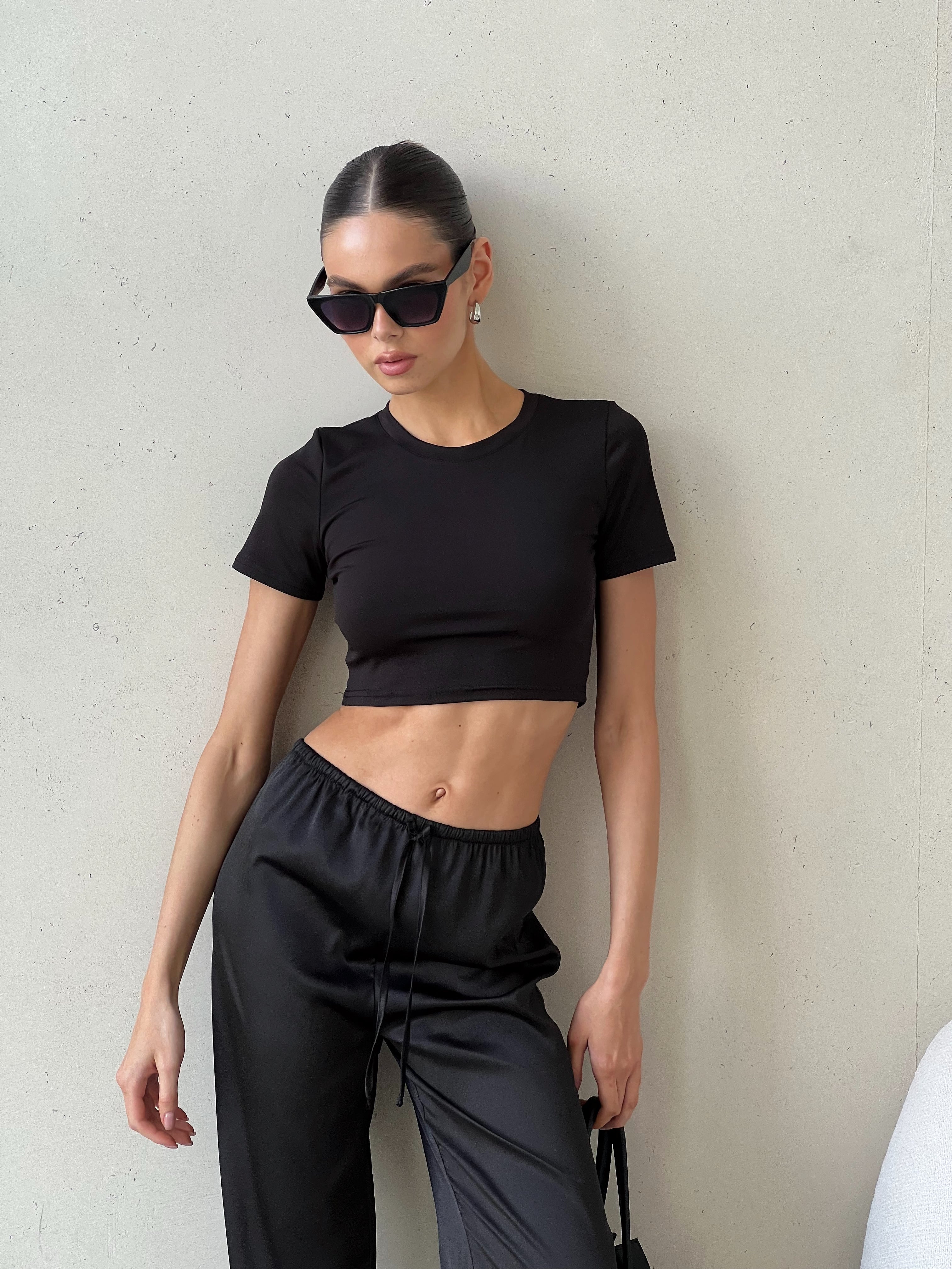 Nikki Mini Basic T-Shirt - Image 5