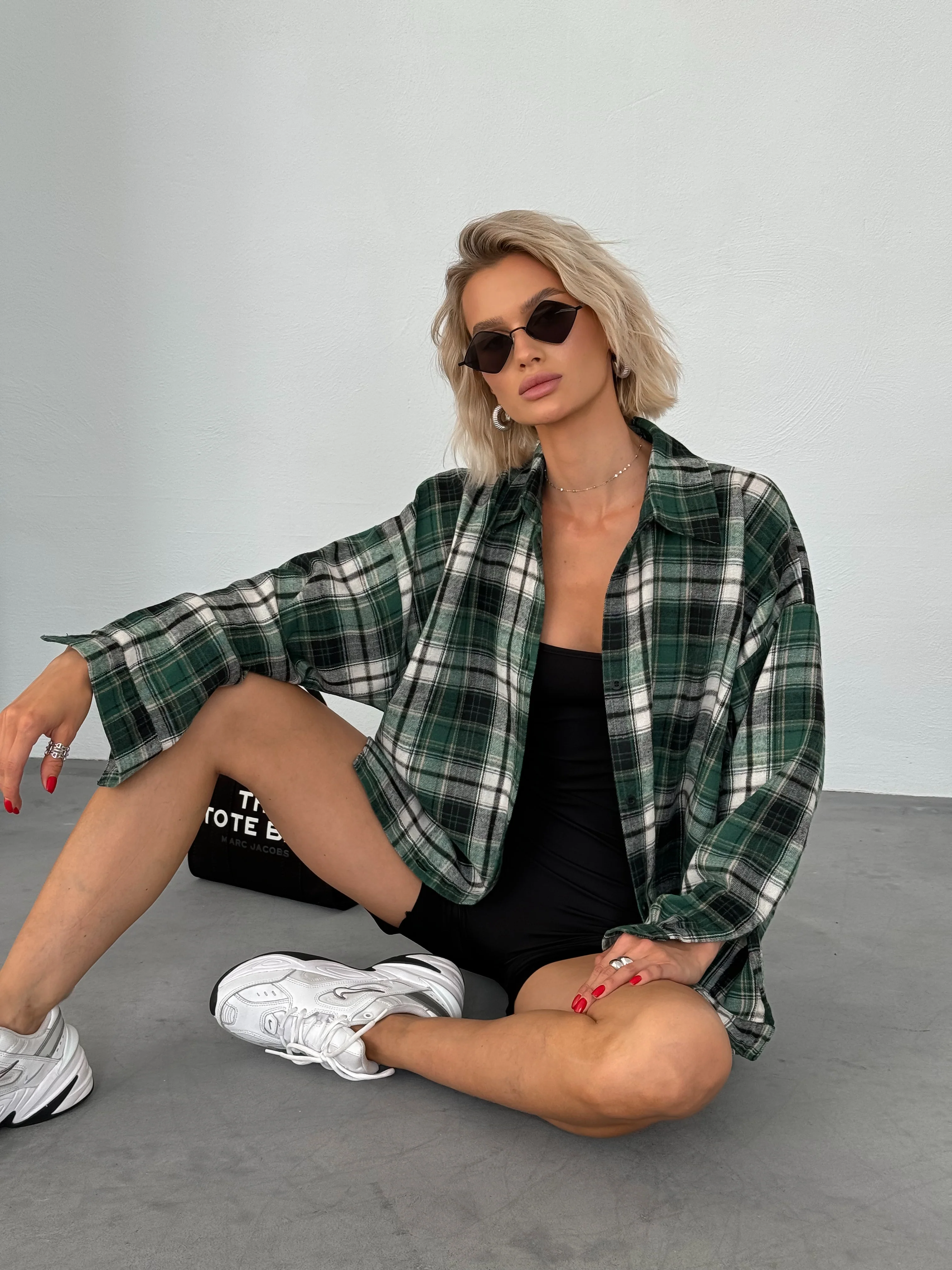 Oversized checkered shirt - Image 5
