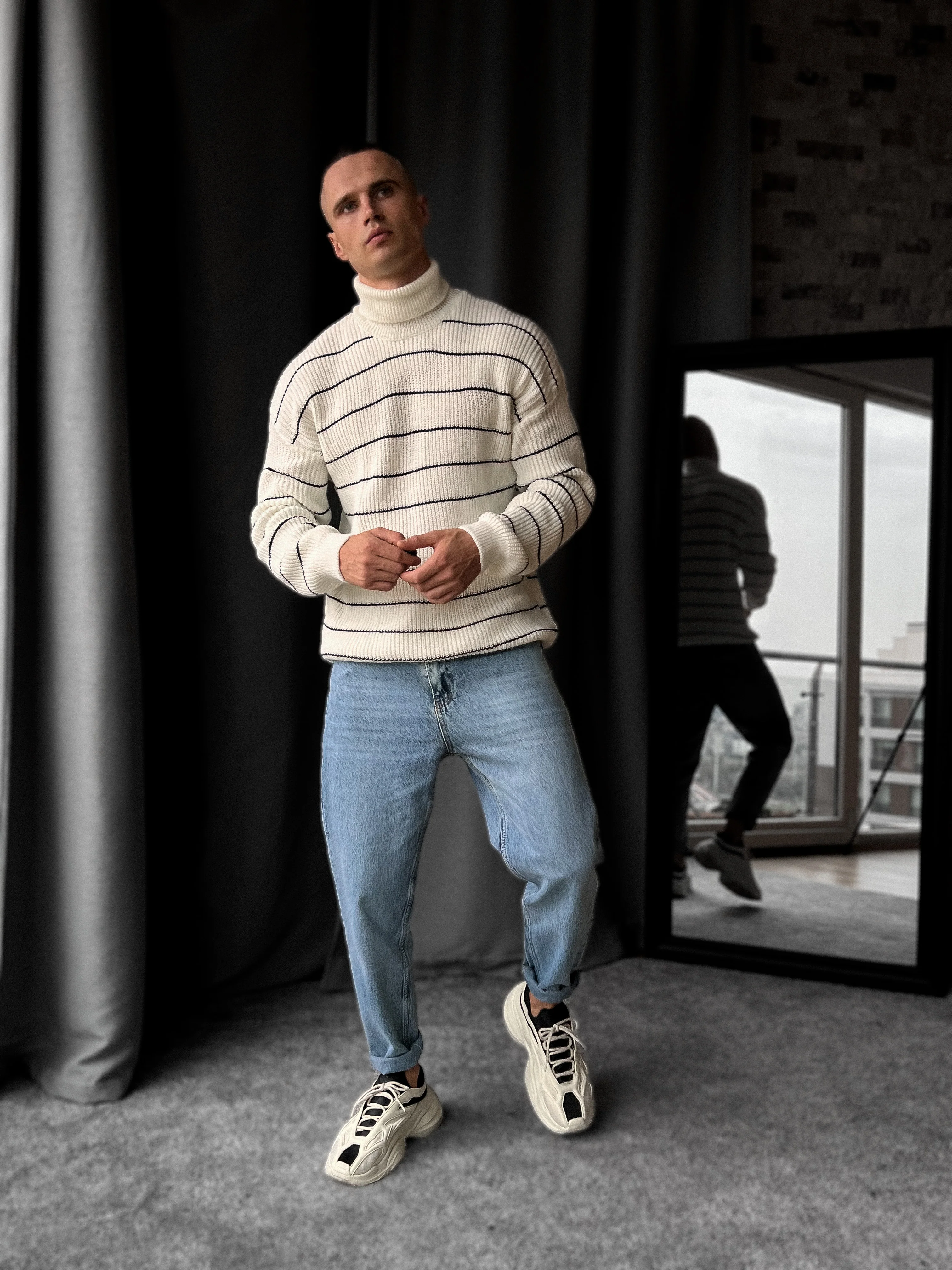Oversized Knitted Sweater - Image 6