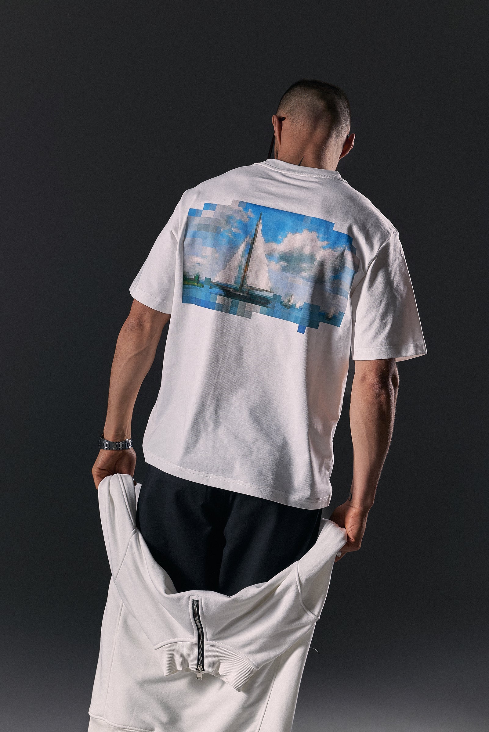 Oversized Pixel T-Shirt - Image 3