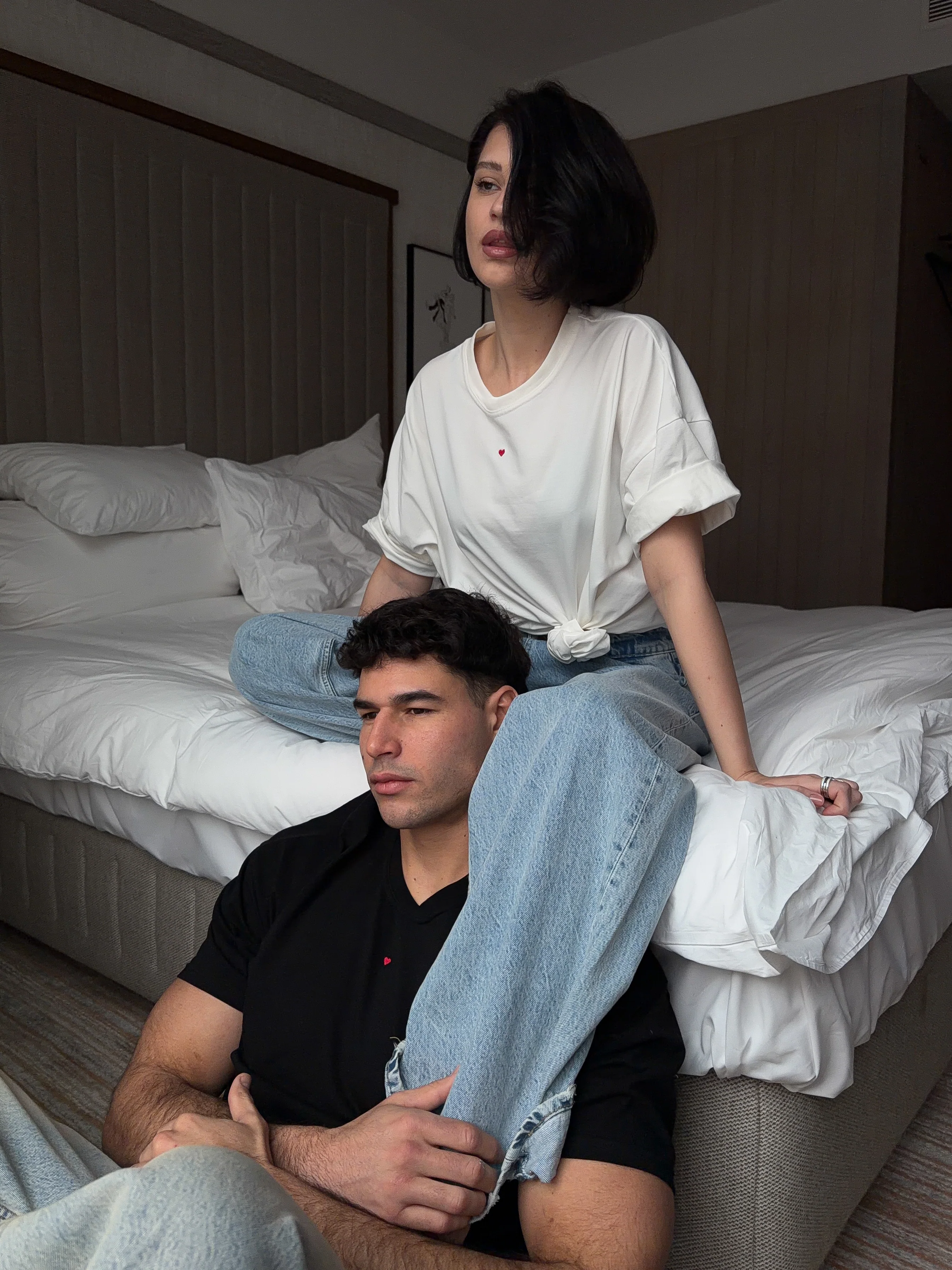 Oversized t-shirt with heart - Image 3
