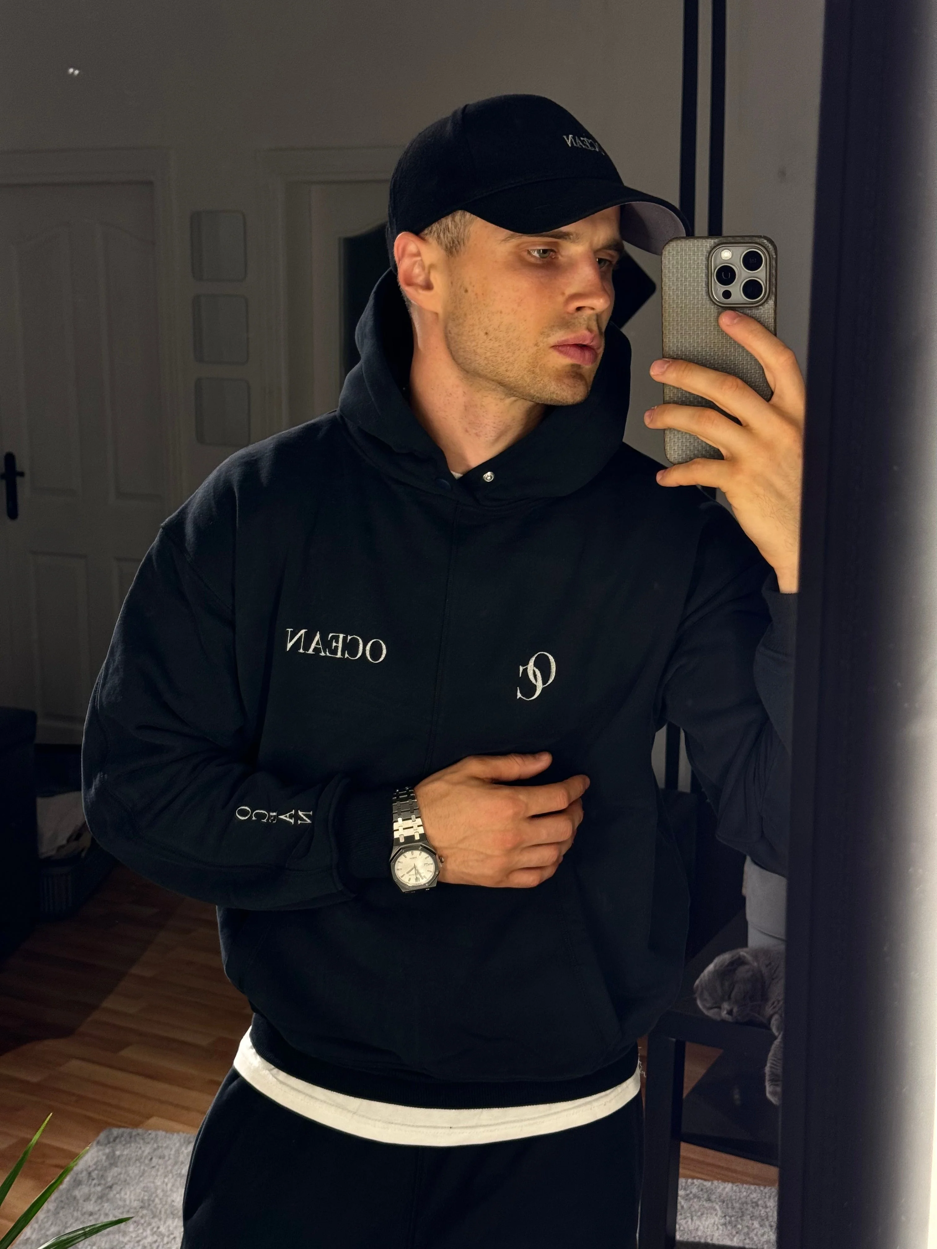 Oversized Tracksuit with Logo - Image 8