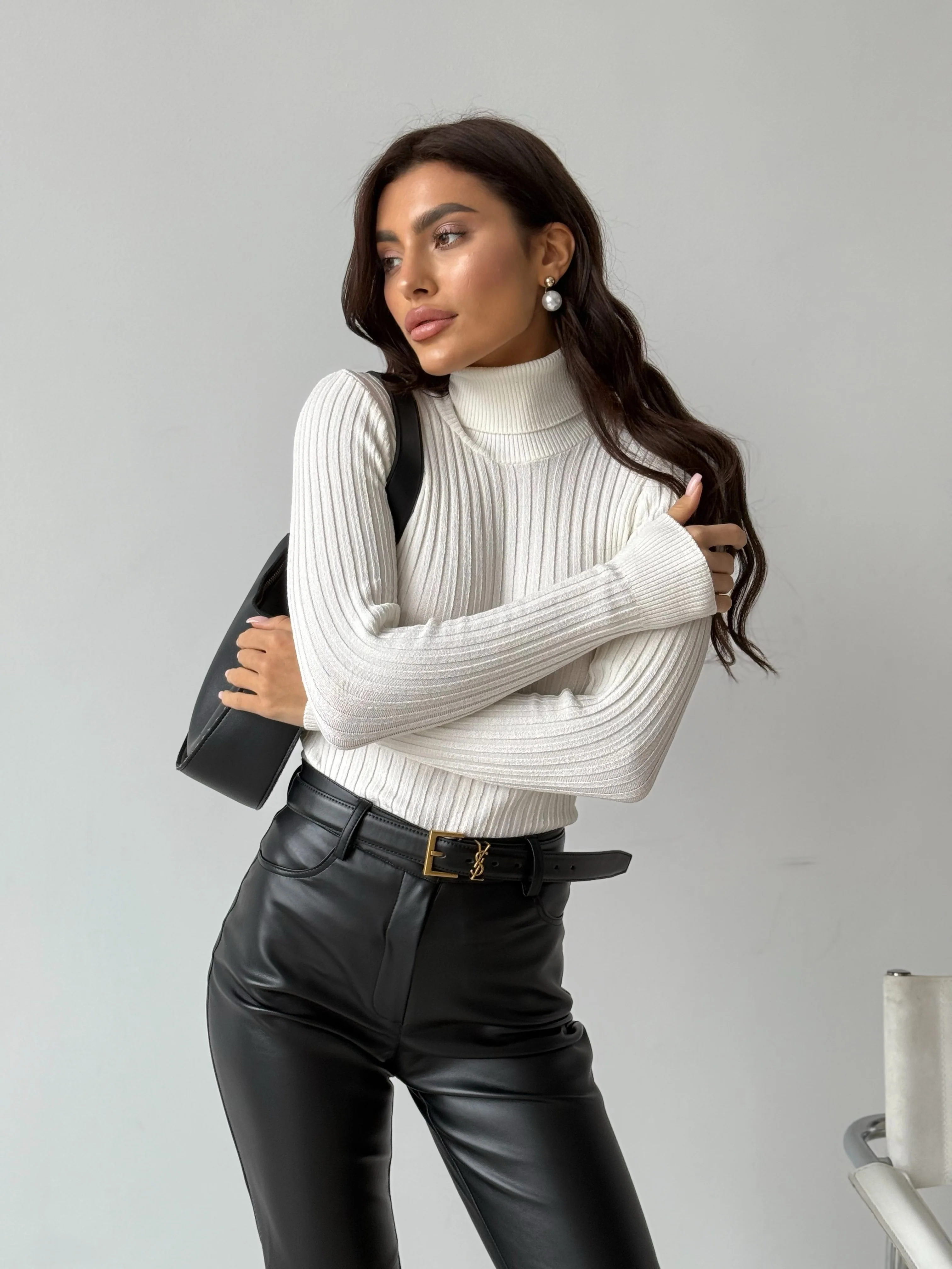 Ribbed knit turtleneck - Image 14