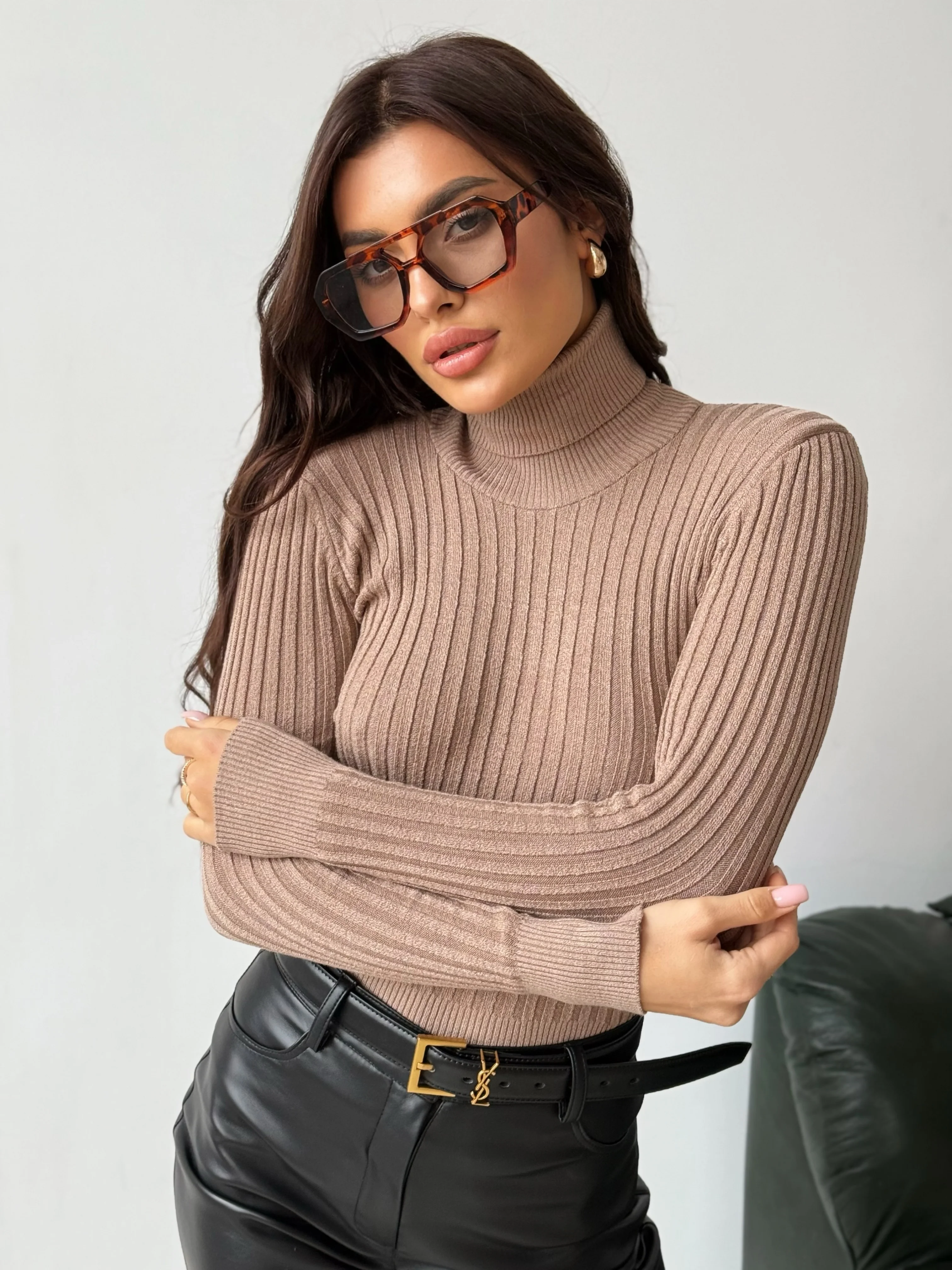 Ribbed knit turtleneck - Image 4