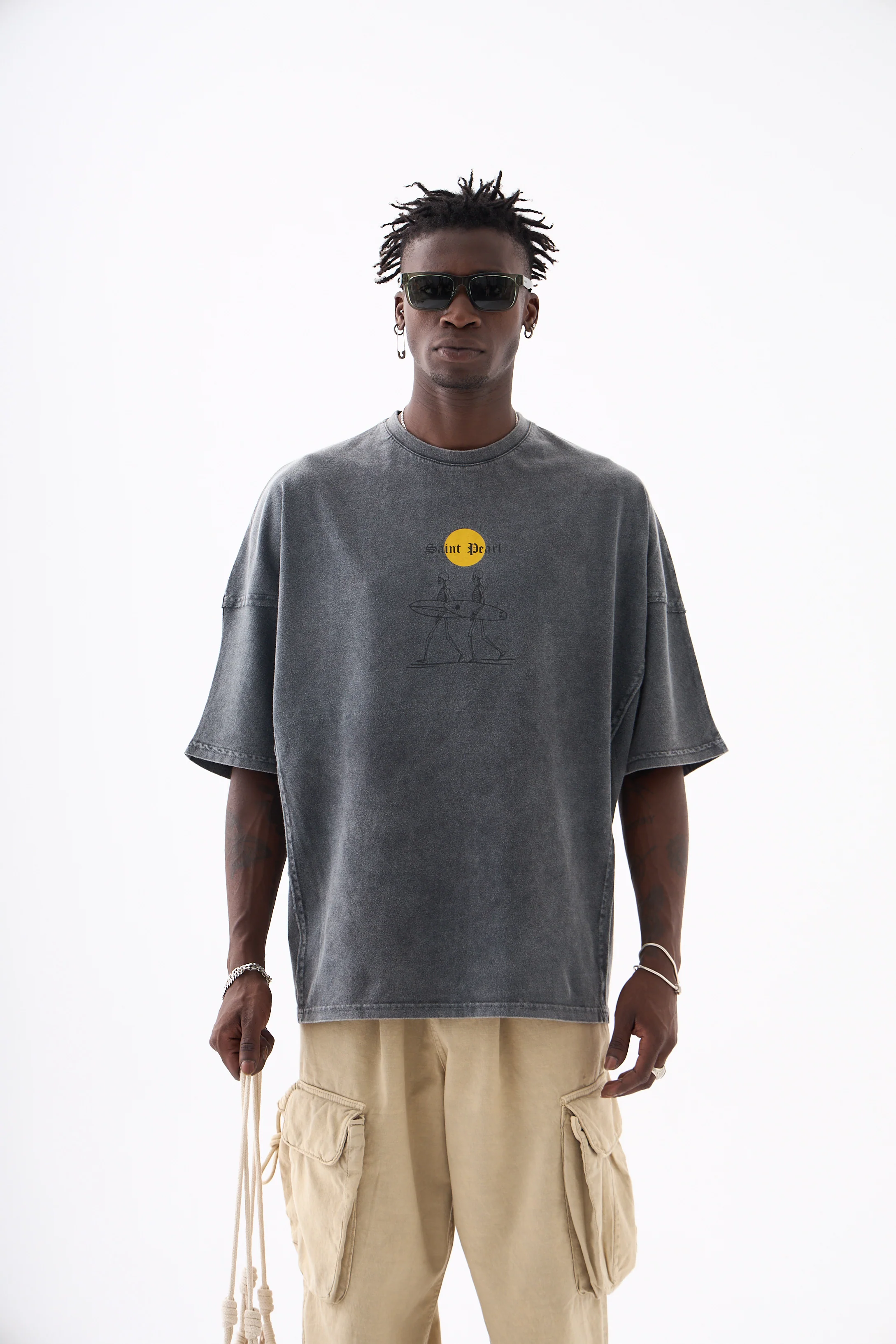 Saint Pearl T-shirt with seams