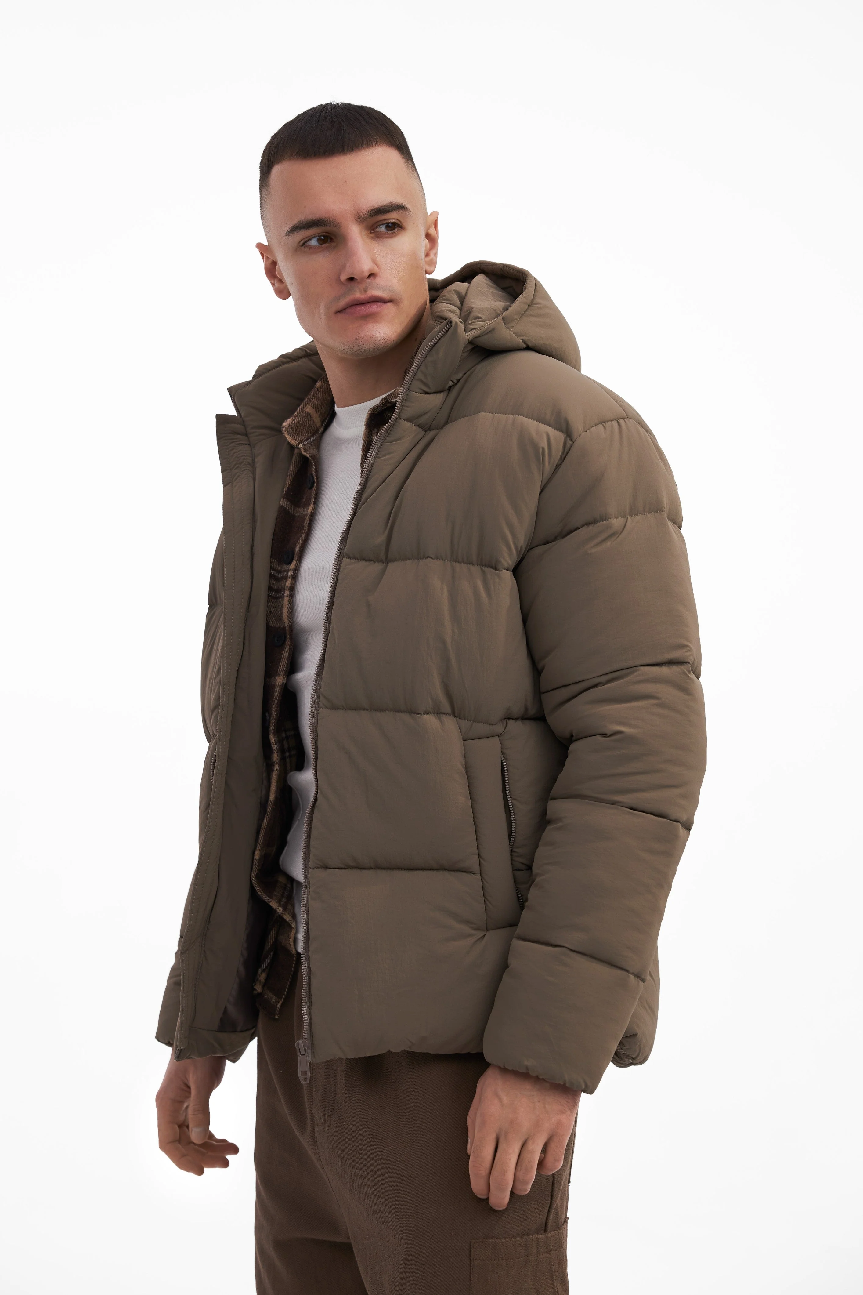 Short crinkle puffer jacket