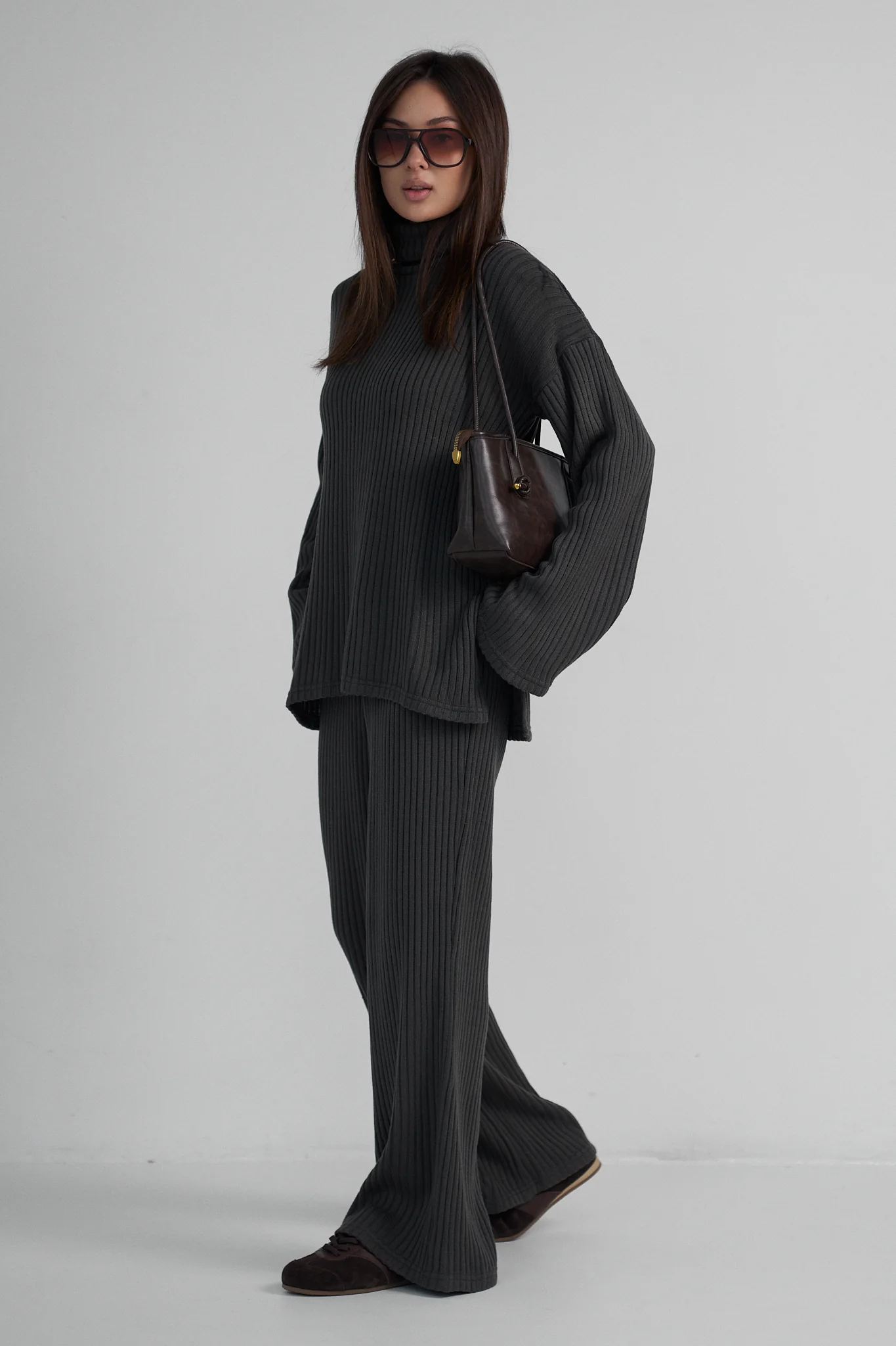 Silly oversized sweater - Image 12