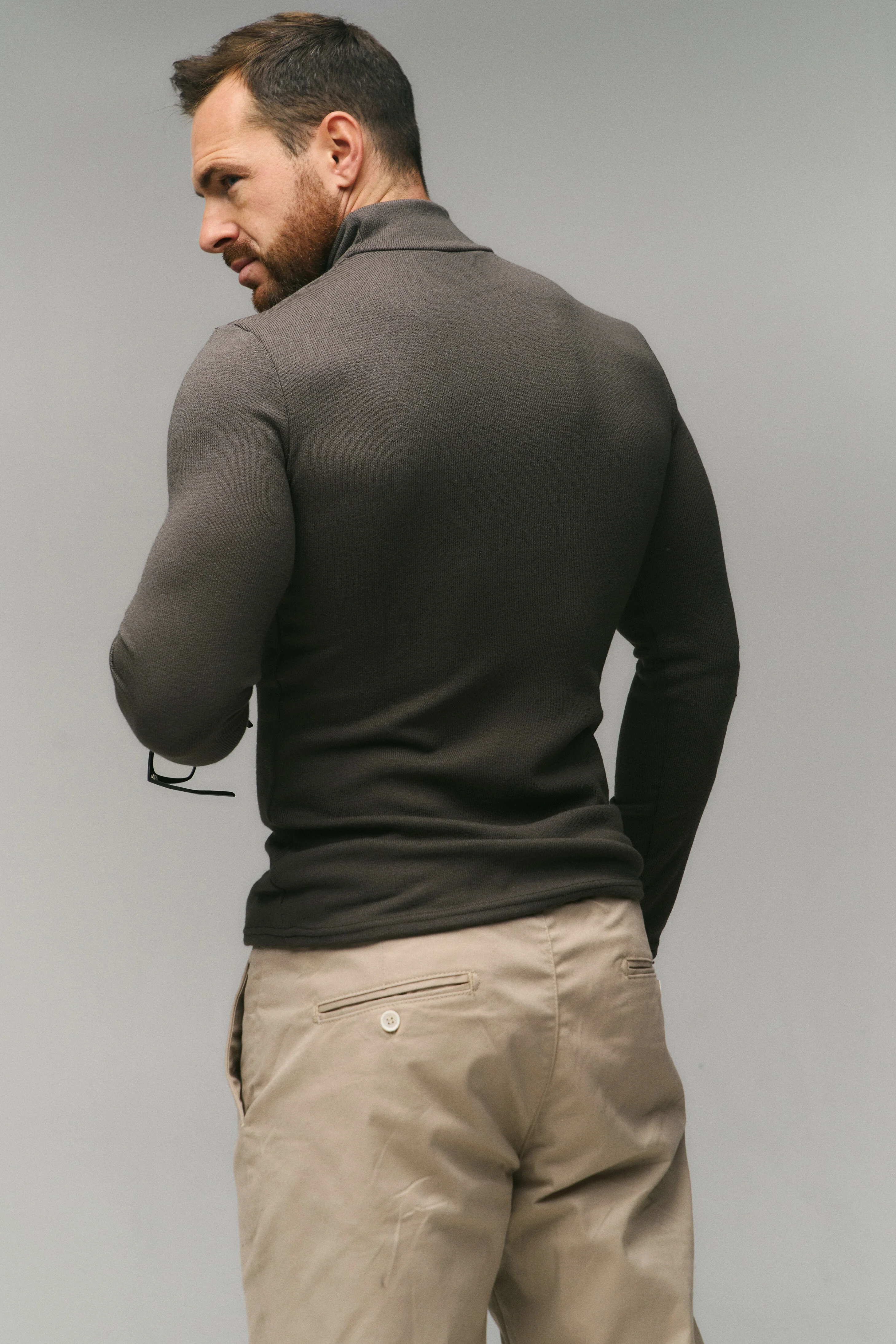 Smooth Turtleneck - Image 21
