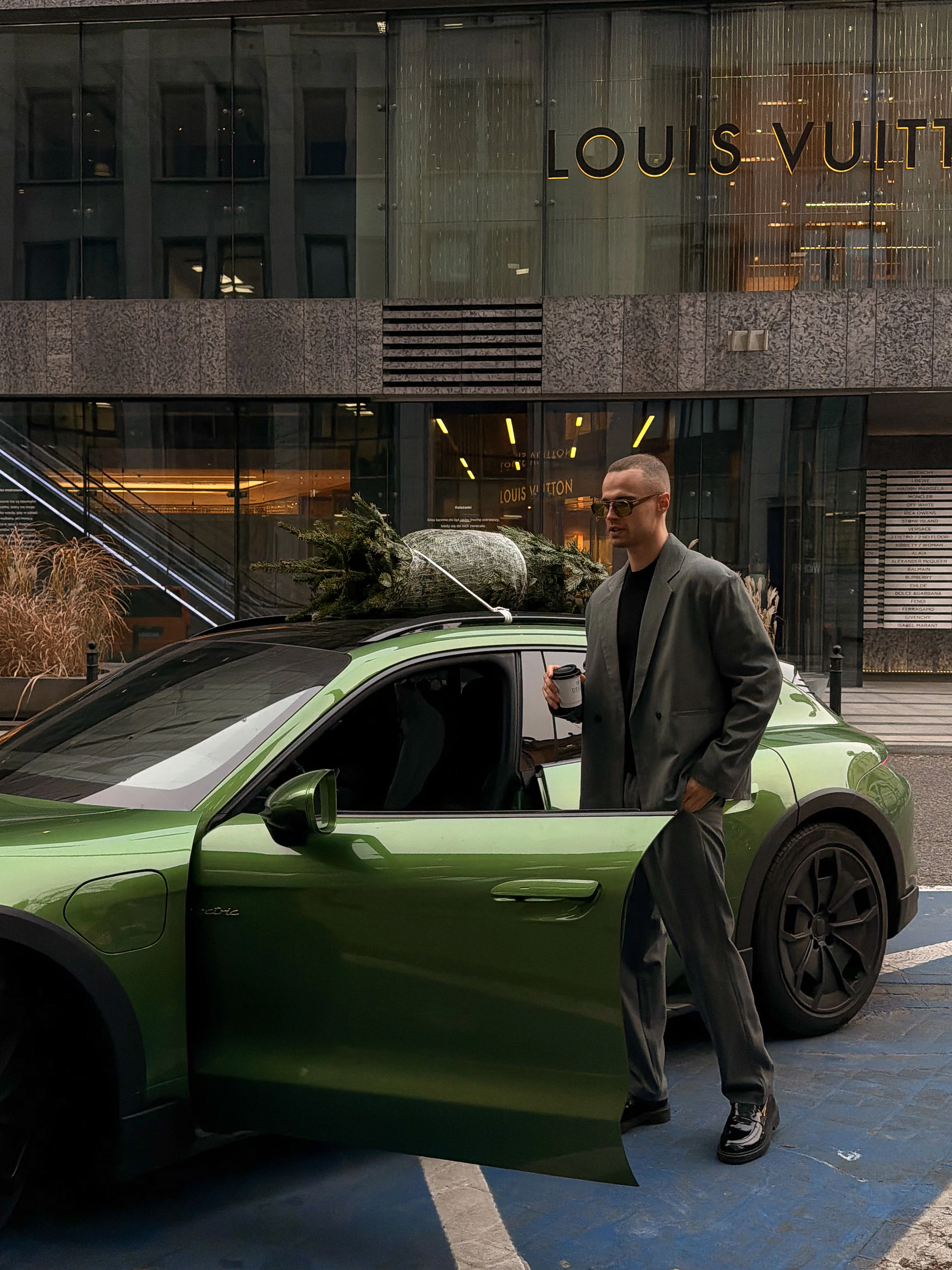 SP Classic Aksel Suit - Image 11