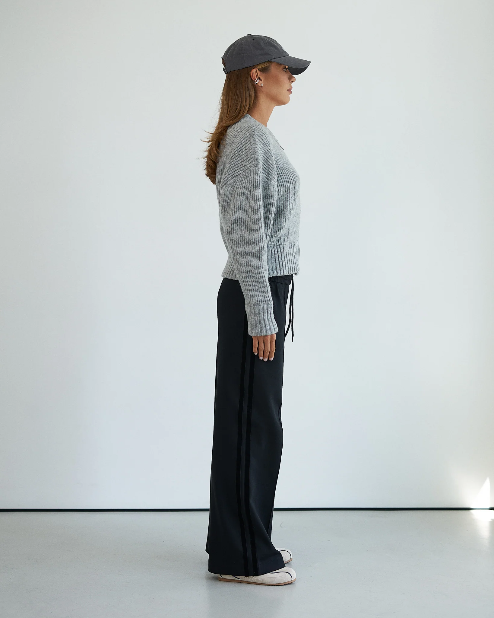 Street trousers - Image 9
