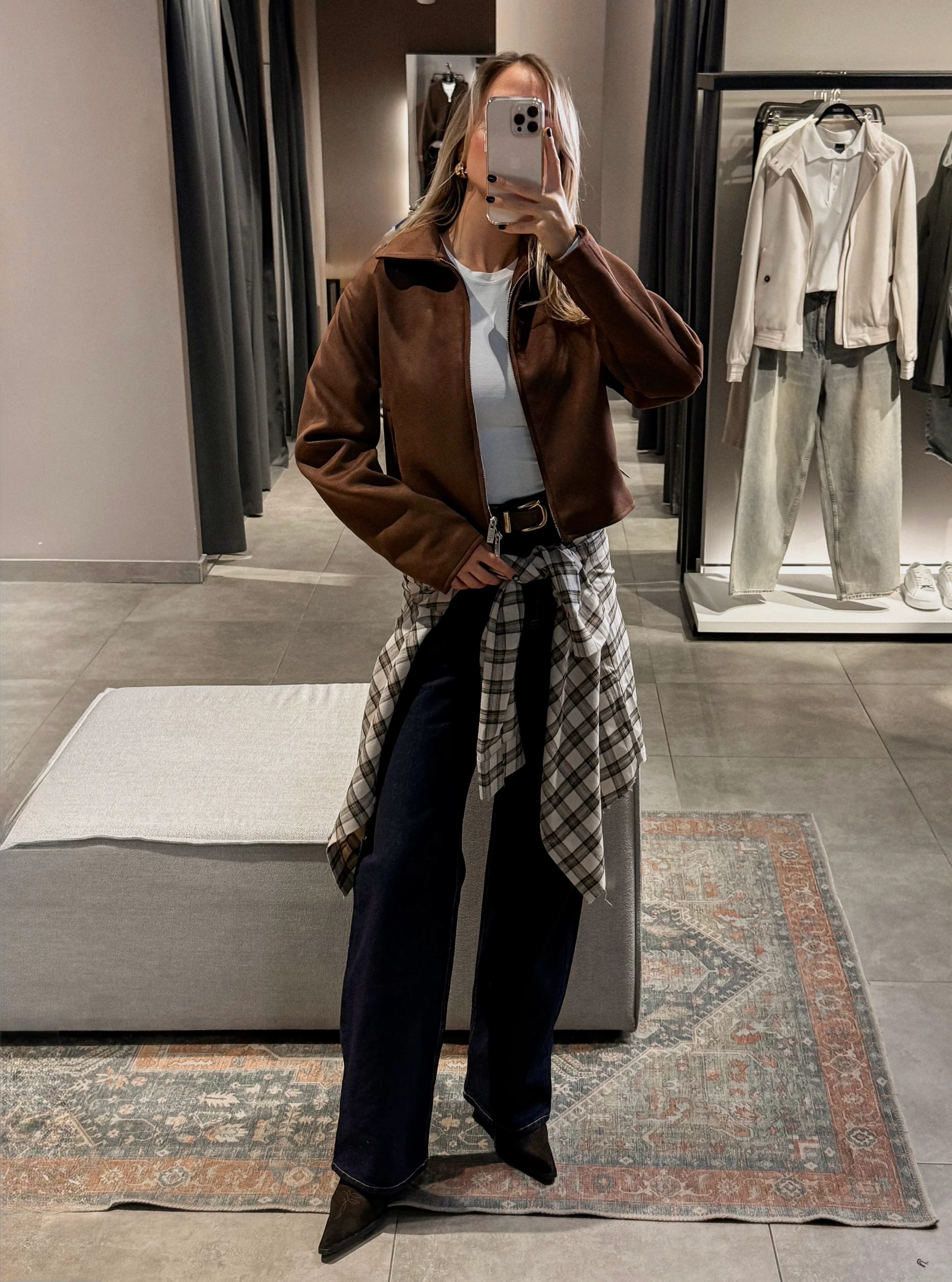 Tan Suede Jacket - Image 4
