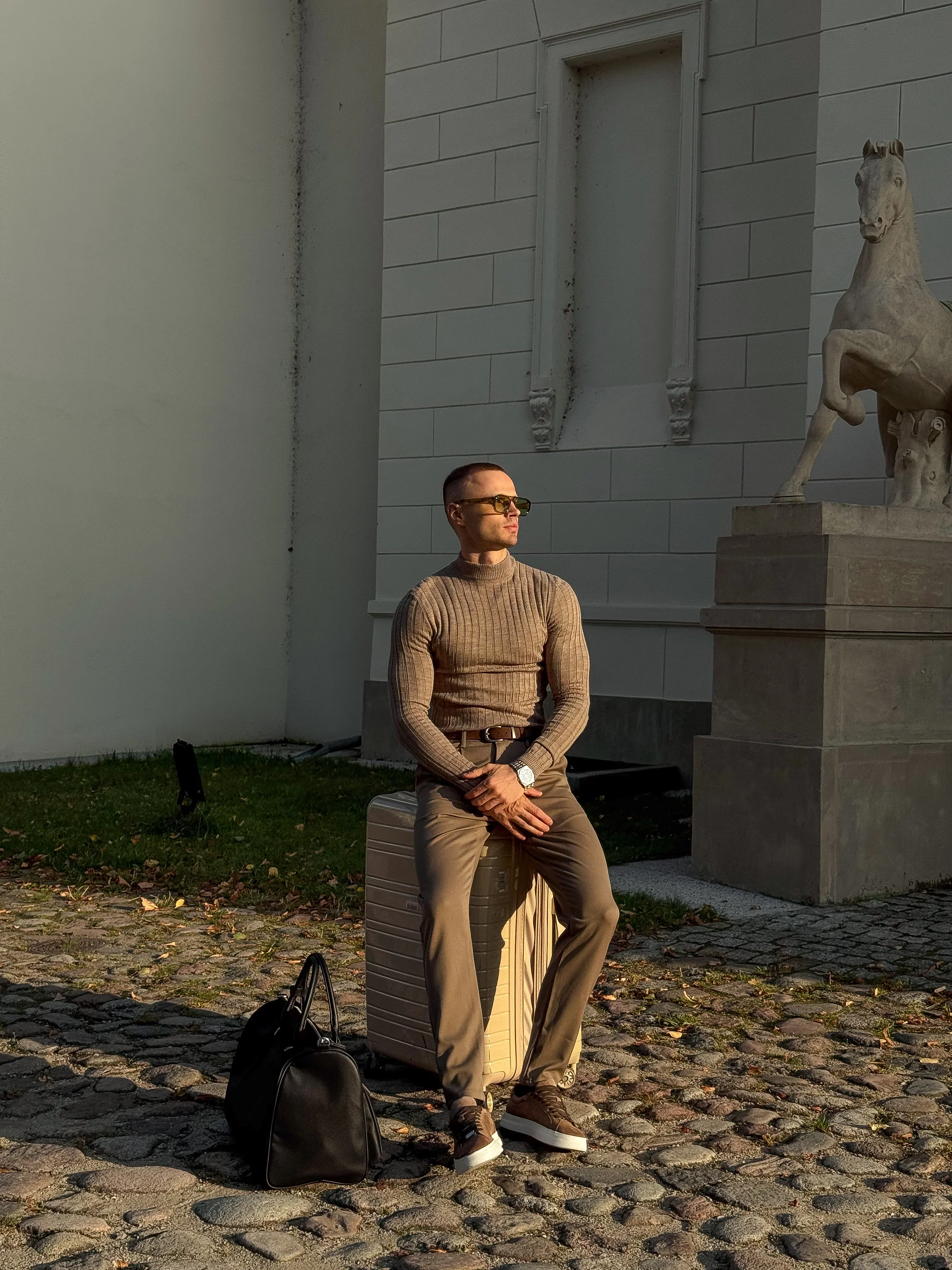 Wide Ribbed Jumper - Image 4
